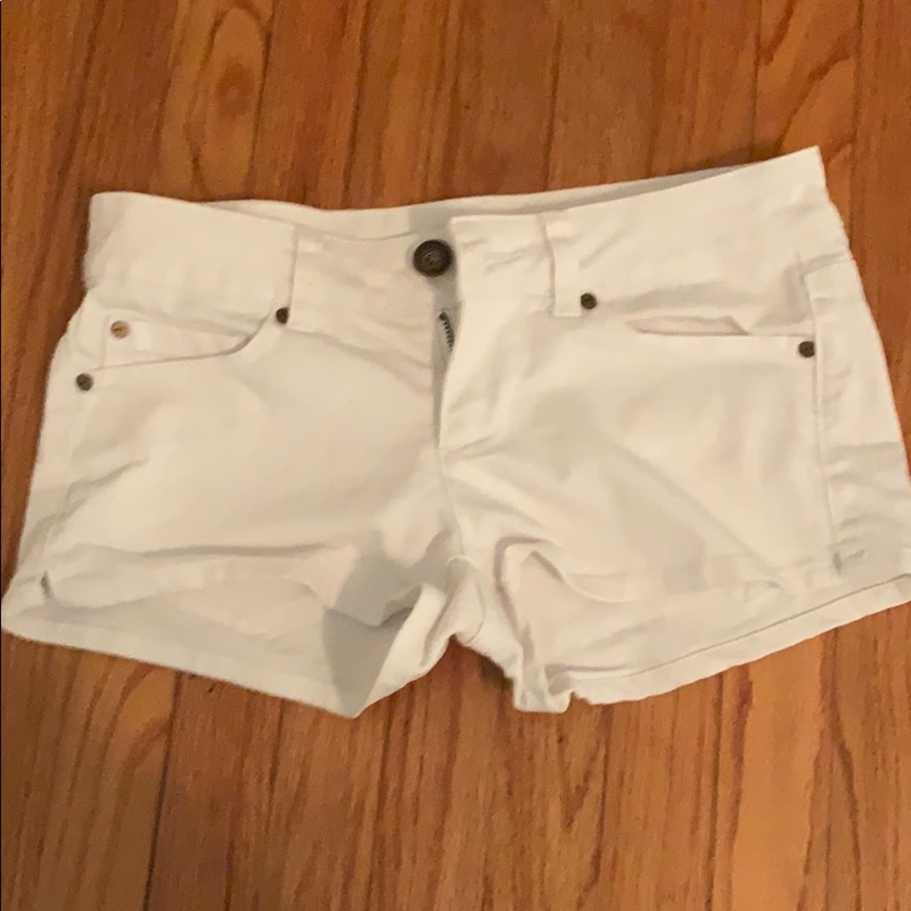 White O’Neil shorts